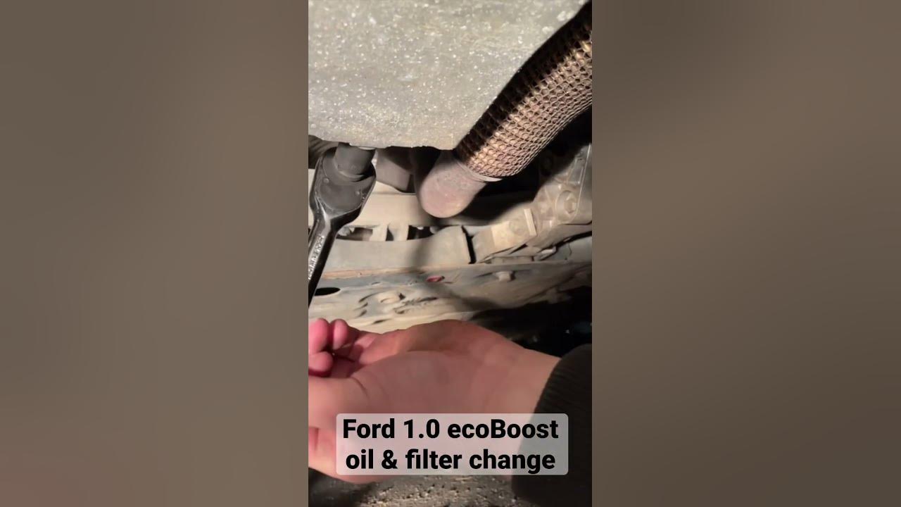 Ford Focus 1.0 ecoboost oil and filter change - YouTube