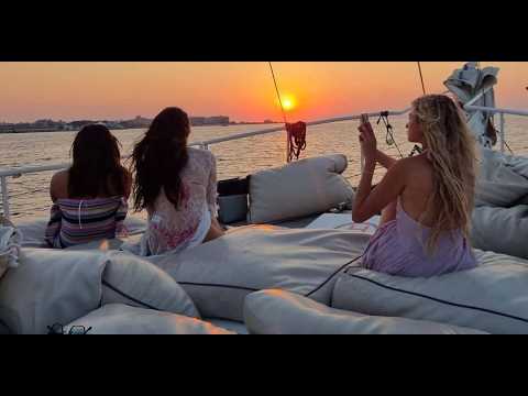 موسيقى هادئة وجميلة أصوات تبعث على السكينة الداخلية والاسترخاء العميق والشفاء العاطفي 