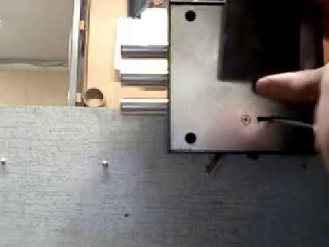 Урок 32. Вскрытие сувальдного замка магнитом. С 1 апреля!