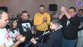 MALI  JOCA VASIĆ NA VESELJU KOD MICKA  BORKO,TIGROVI I MUZIČARI OKITILI  VIOLINU  MALOG JOCE 1.DEO