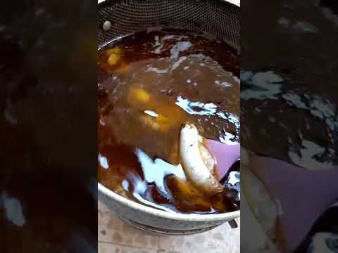 جربت تنقية الزيت بالنشا والمي