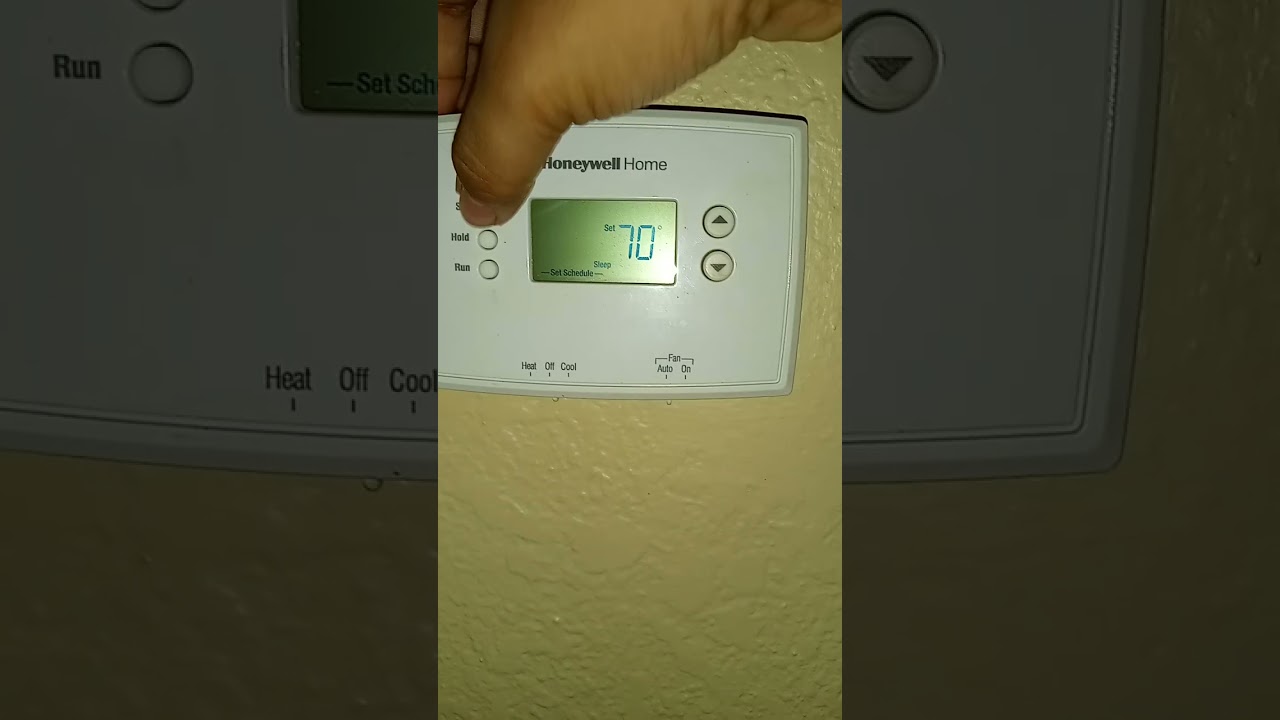 How to change the time on your Honeywell RTH series if daylight saving ends