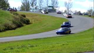 Honda Civic Mowing Grass ? Resimi