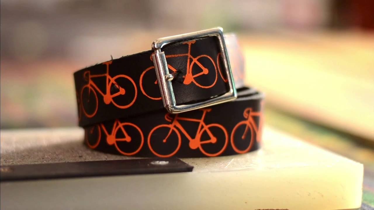 Making a screenprinted leather belt