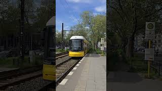 M10 als Marzahner 😂 mit Lehrling #fy #berlin #tram #train #bvg #trainspotting #straßenbahn