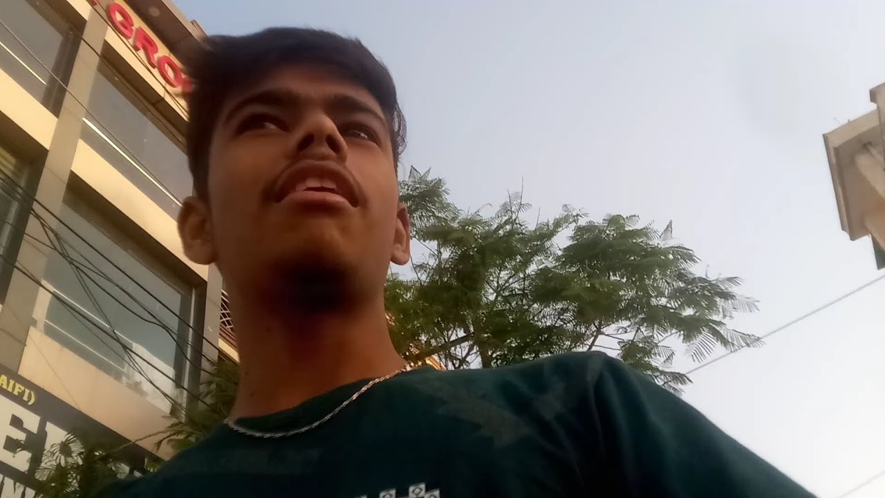 FIRST DAY IN GYM 😂😂........