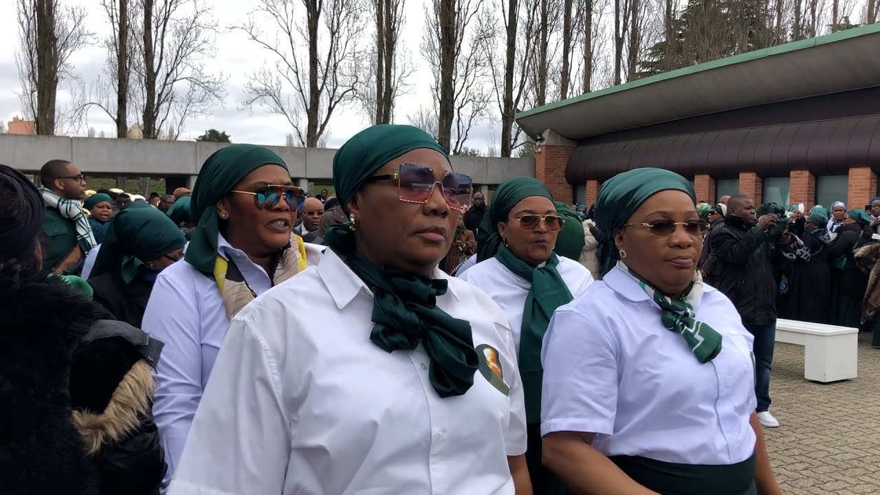 Choreki Europe baleli  papa José Fwambi Diangienda na ba nzembo