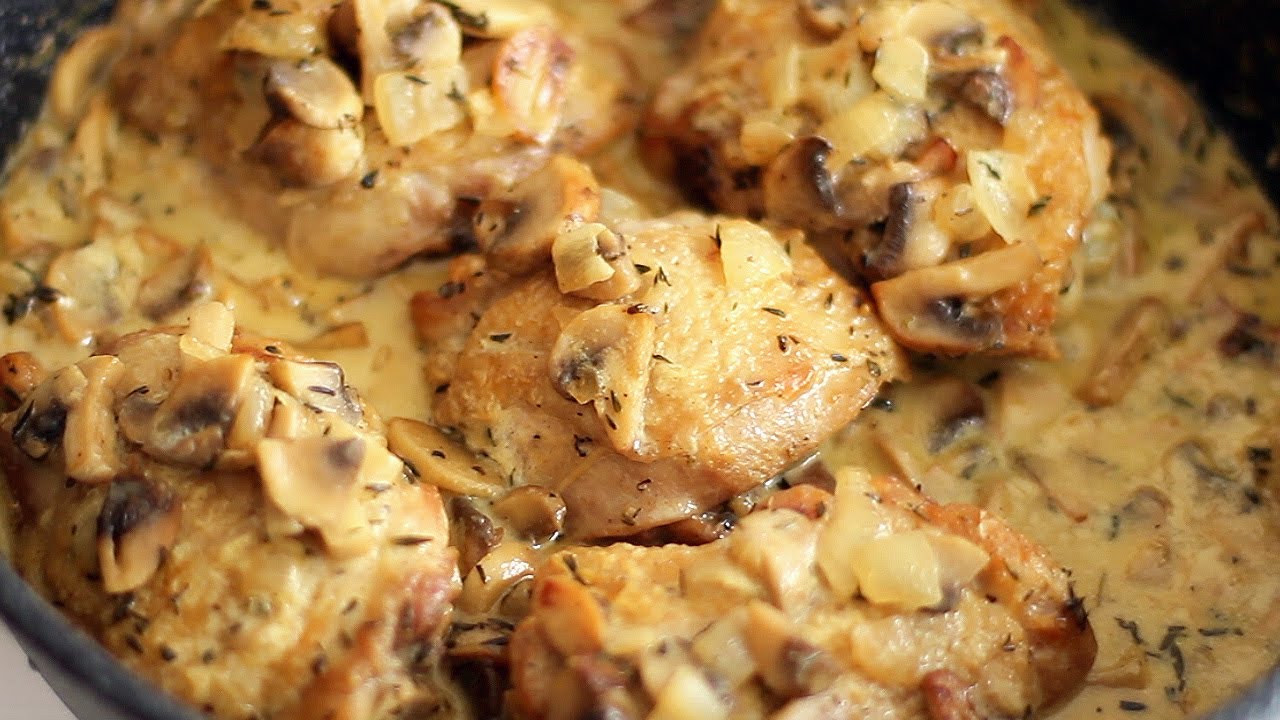 I have never eaten such delicious chicken! Chicken Thighs in Creamy
