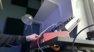 The prodigy “Claustrophobic sting” on Behringer TD-3