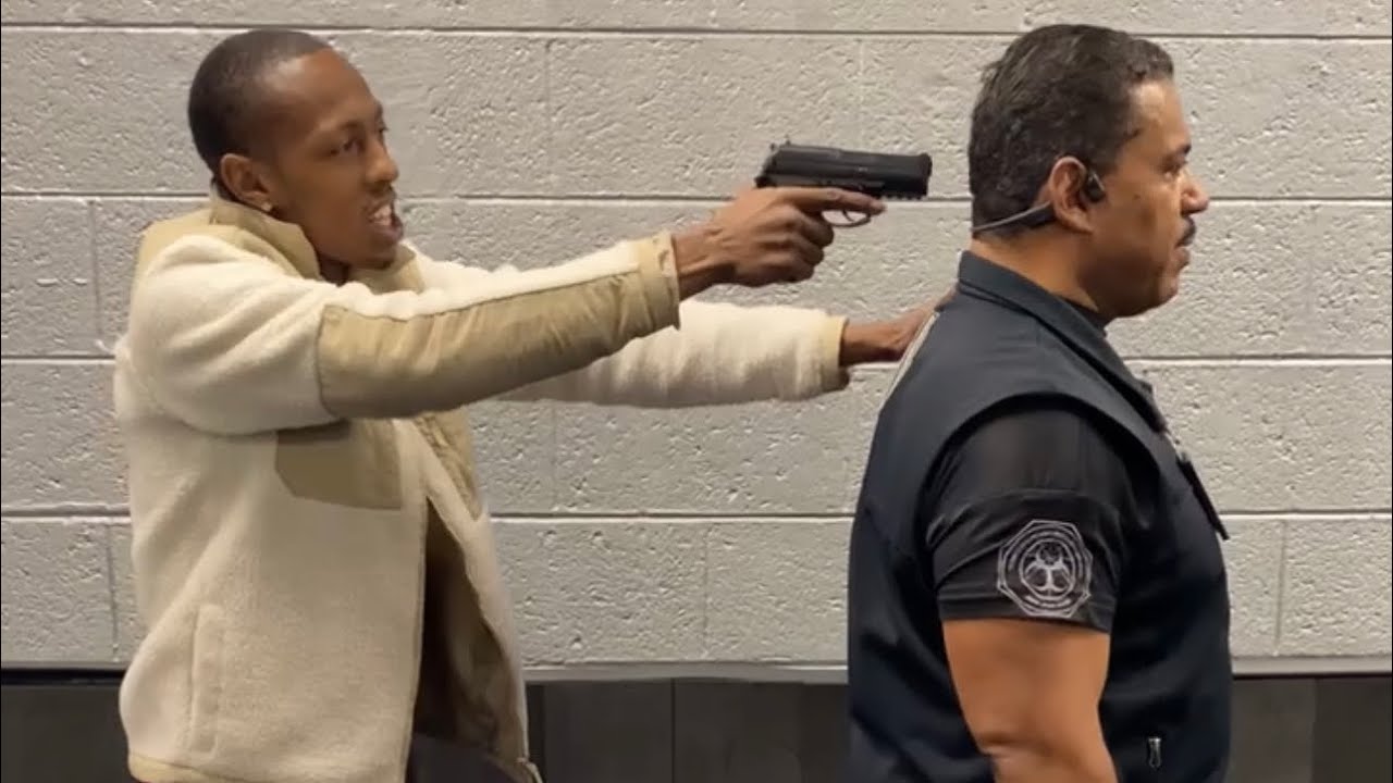 Ver When self defense classes goes wrong “PART 2” … RLSG BSmith goes #Viral again 😂💪🏾 en YouTube Ver When self defense classes goes wrong “PART 2” … RLSG BSmith goes #Viral again 😂💪🏾 en YouTube