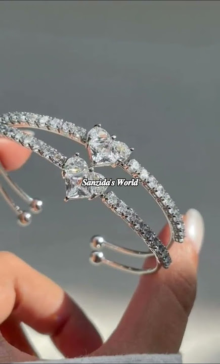 𝓡𝓮𝓭 𝓖𝓸𝔀𝓷 ✨🎀#fashion #jewellerydesign #shortvideo