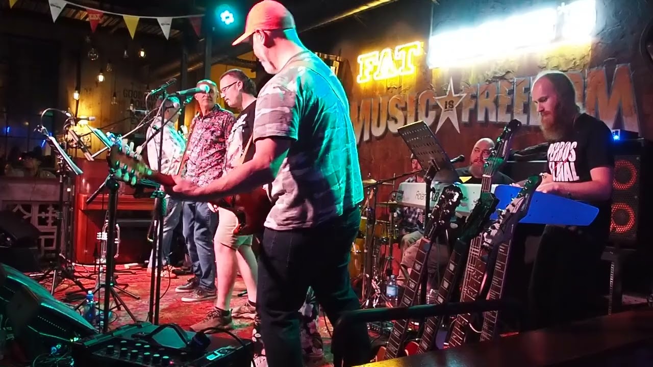 LIBERATOR - Jump cover