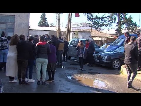 თვითნებურად შესახლებულები ფართობების დაკანონებას ითხოვენ