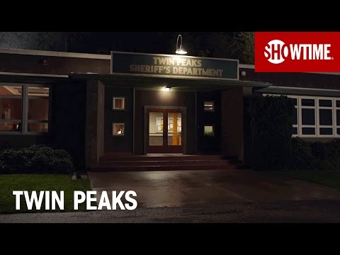 The Town of Twin Peaks | SHOWTIME