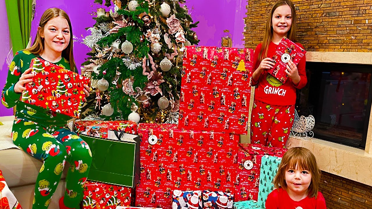 🎁 Cadouri de la MOS CRACIUN 🎅 pentru Sofia, Sara si Nikolas