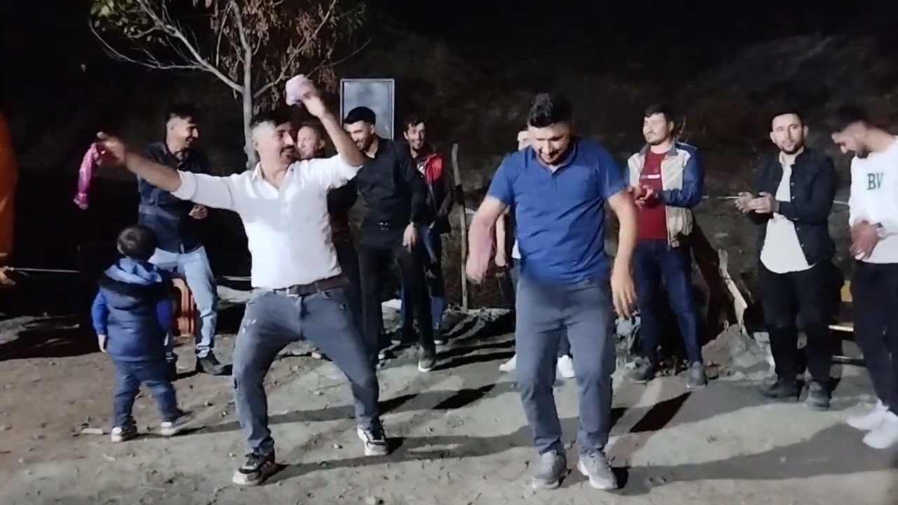 YOZGAT(ÇİÇEKDAĞI) HALAYI HEY MAŞALLAH GENÇLER COŞTURUYOR