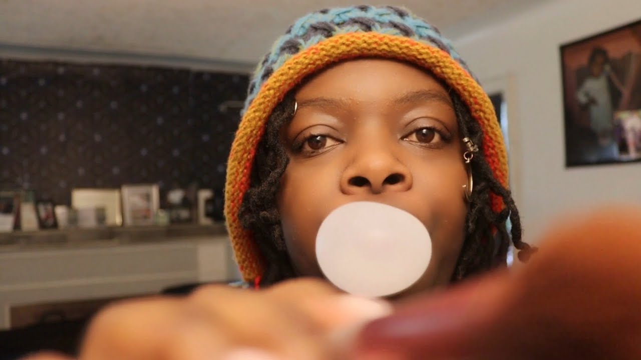 Makeup roleplay + Bubble blowing ASMR