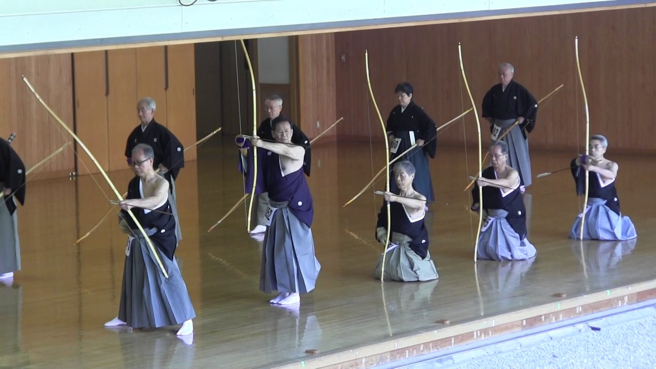 範士10名の奉射 2016.11.3 明治神宮奉納全国弓道大会