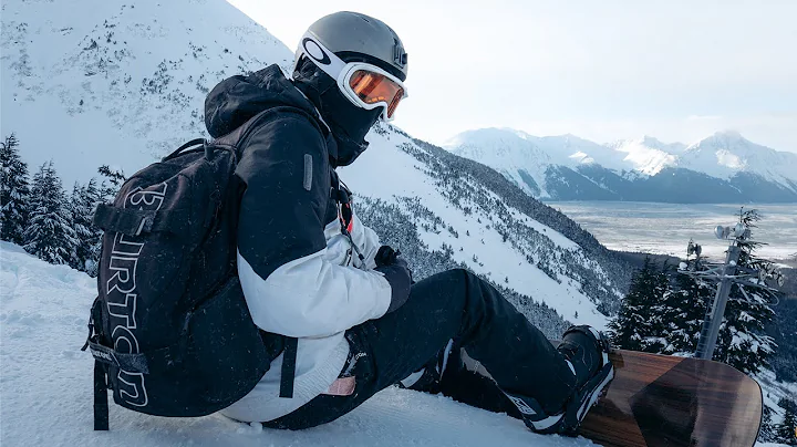How I Pack My Camera Gear For Snowboarding