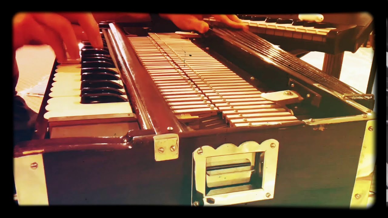 A harmonium remembers a Rishi Kapoor Qawwali YouTube