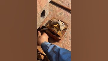 Vì sao các thùng container không bị rơi khi tàu hành trình trong điều kiện thời giết xấu…????