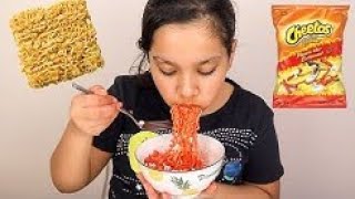 جربت اغرب طبخات المشتركين نودلز مع شيتوس  weird food combinations