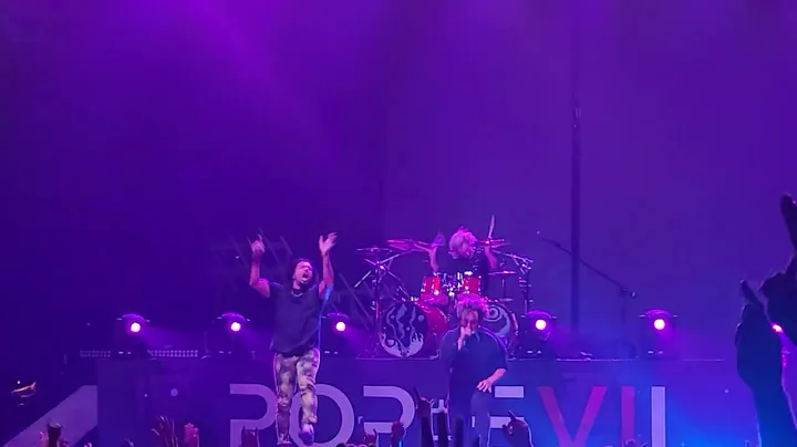 Pop Evil   Trenches ft  Blake Allison LIVE from th...