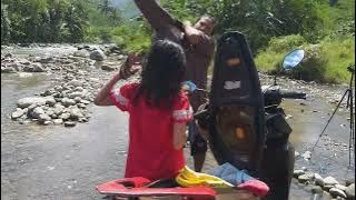 Vacation - Tasya dan keluarga Berenang disungai sudah selesai waktunya ganti baju dan pulang