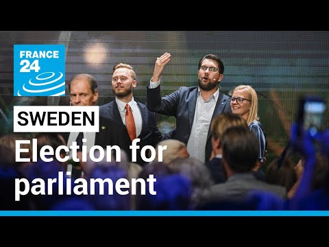 Swedish voters hand