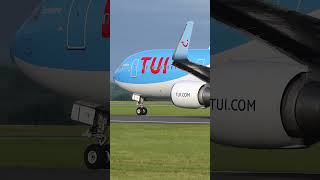 TUI 767 Morning Wing Fluff Takeoff