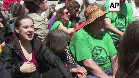 Thousands of Dutch climate activists block highway