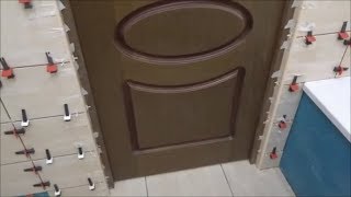 Дверной откос из кафельной плитки.