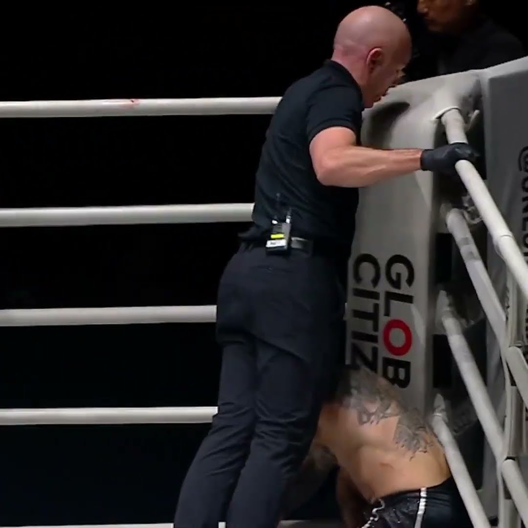 BUZZER BEATER ? Elias Mahmoudi KOs Denis Puric with TWO SECONDS left in their Muay Thai thriller!