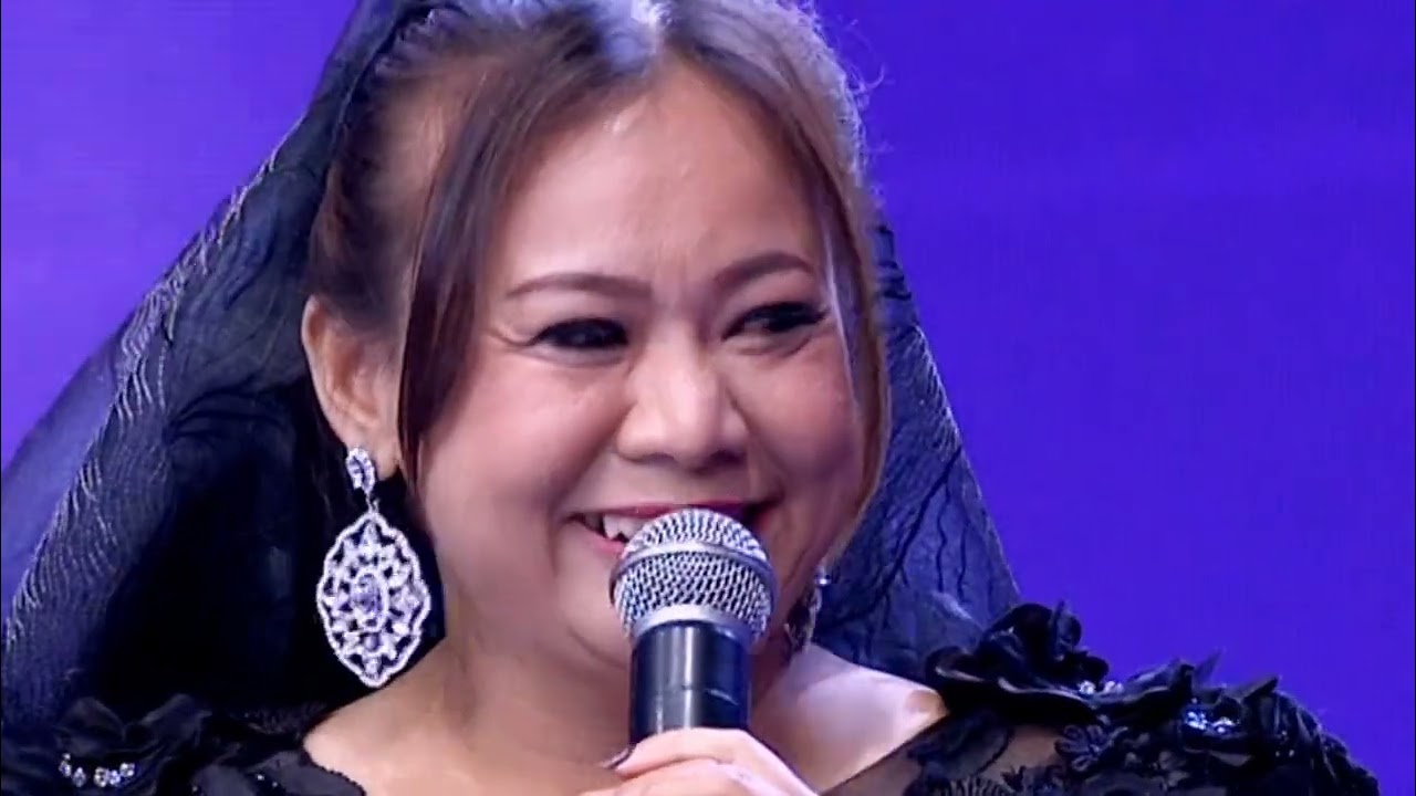 Demi untuk pengobatan Ibu tercinta dan tanpa sepengetahuannya Santi sampai pinjam uang di Pinjol