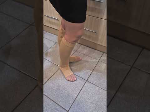Гольфы для профилактики варикоза компрессионные эластичные Zip Sox, утягивающие гольфы для снятия усталости и отеков ног с молнией, размер S/M, 2 шт в комплекте Бежевые, ZSG-150-S/M-Beige фото от покупателей 3