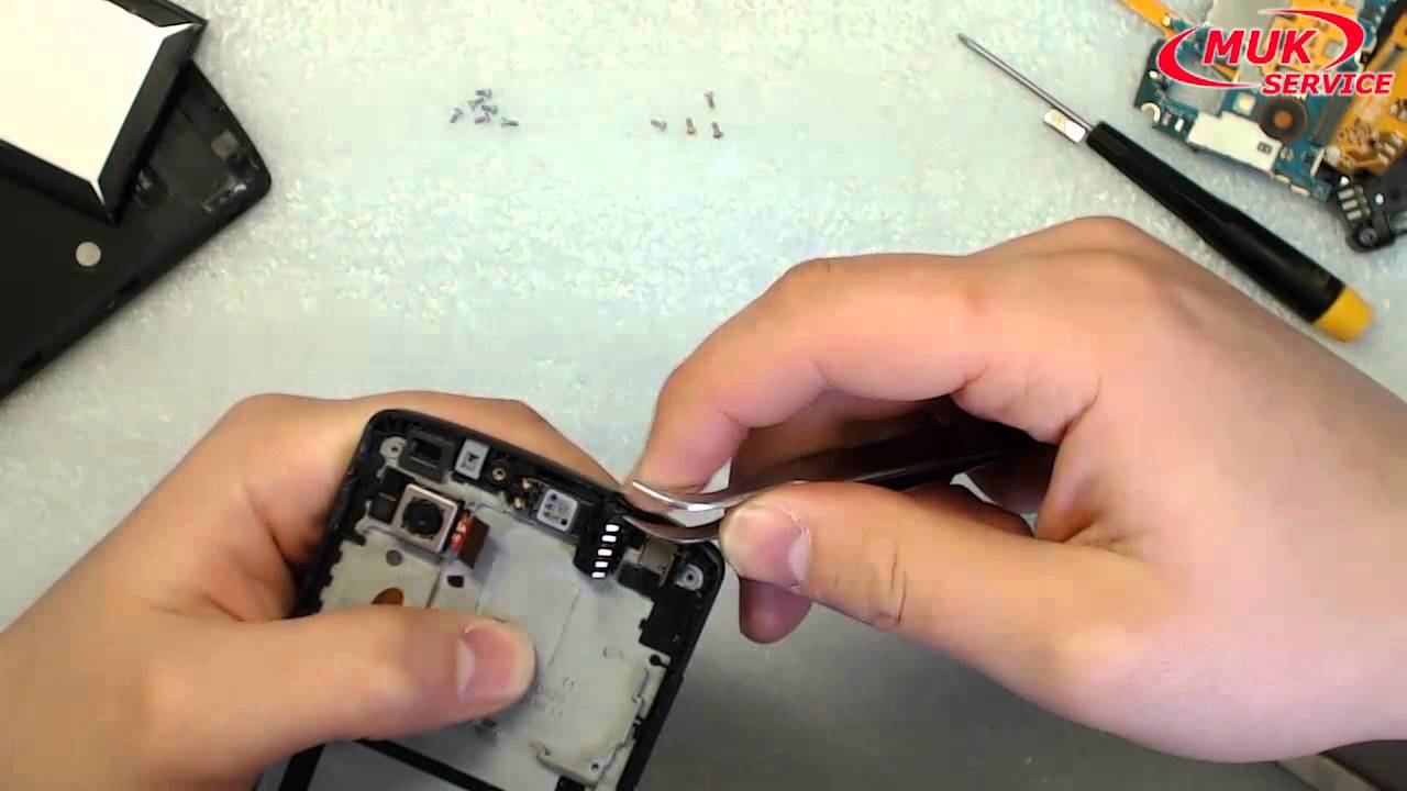 Разбор и замена дисплейного модуля на LG Leon H324 - YouTube