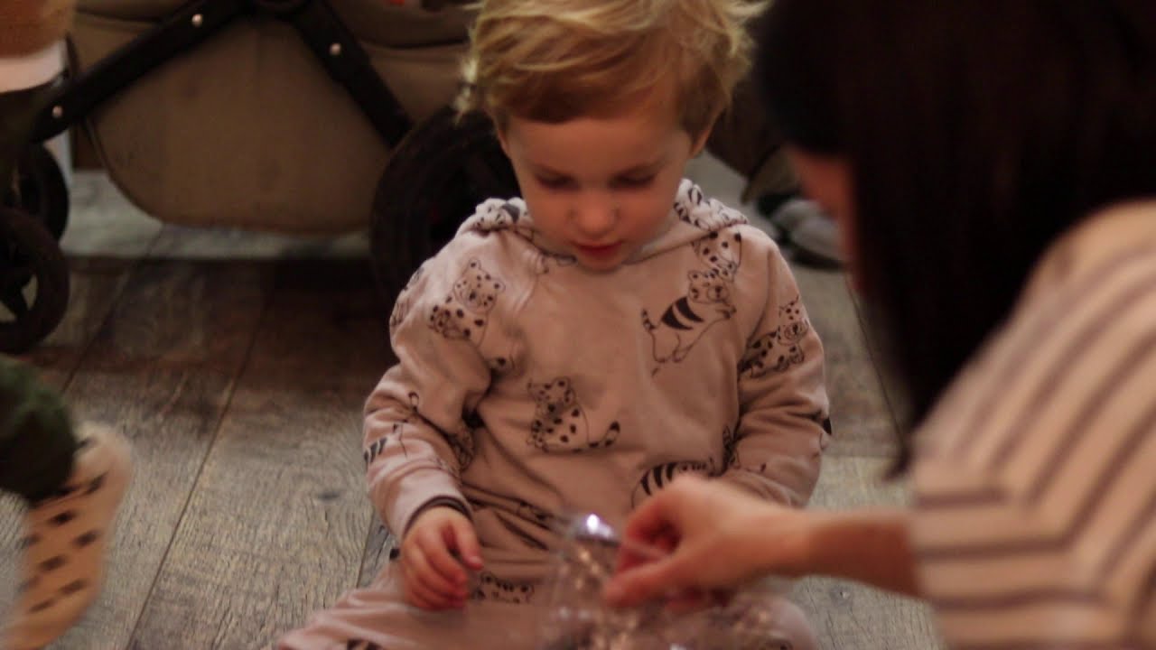 Nik Unboxing Lego Duplo 10910