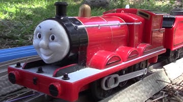 Trackmaster James In A Mess