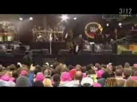 KoRn - 13 - Blind (Live at Pinkpop, 28.05.07)