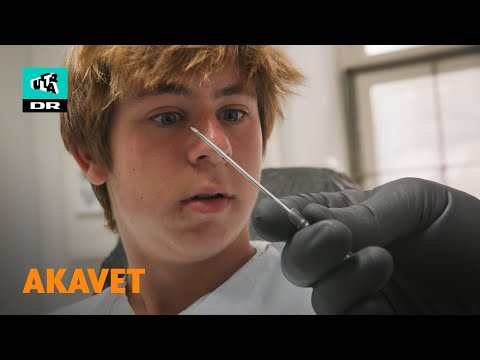 Video: Sådan får du en Labret Piercing (med billeder)