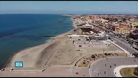 Quanto costa lettino e ombrellone a Ostia?