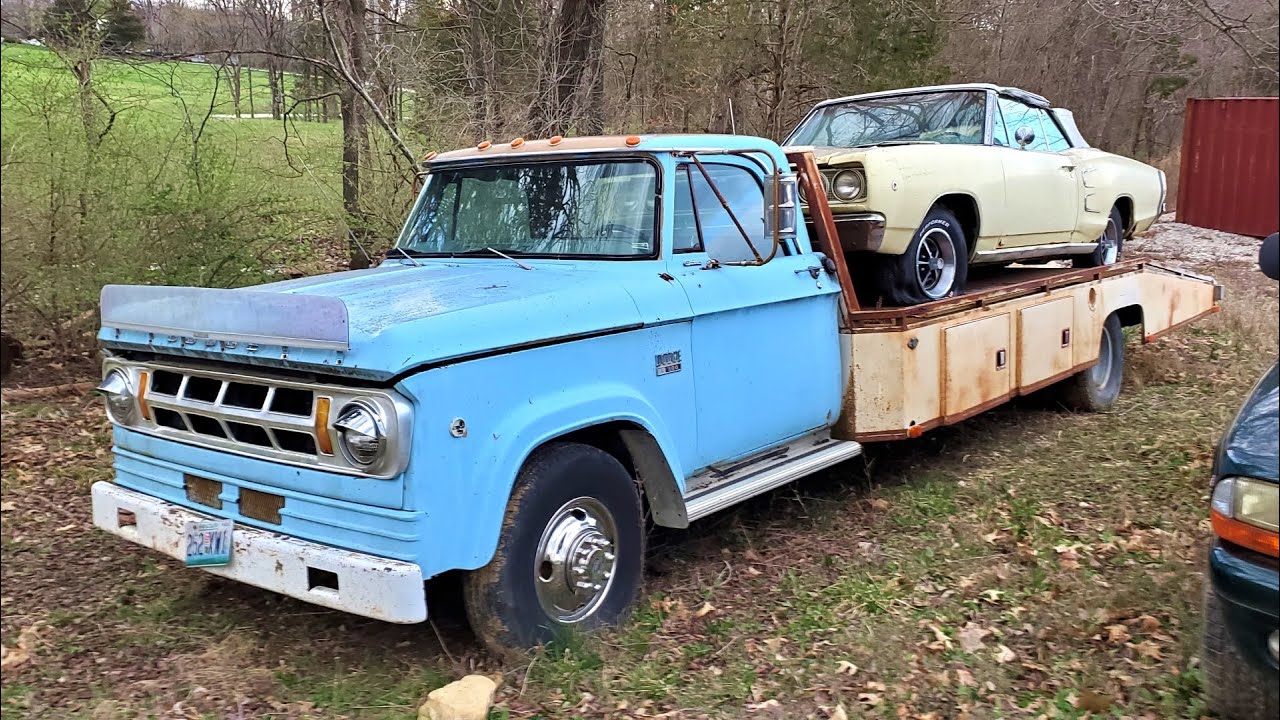 Vintage Car Hauler sitting in farm field with 68 500! YouTube