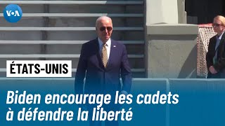 Biden encourage les cadets à défendre la liberté