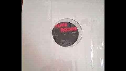 Message From Future - Robot Is... (Instrumental Version) 1982