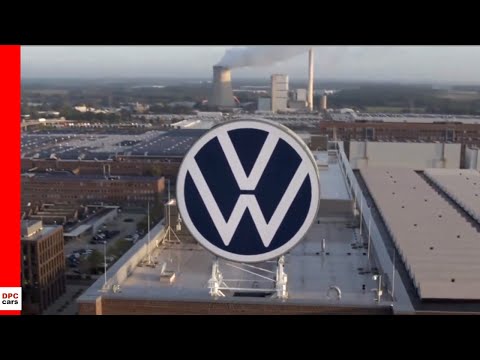 vw-new-brand-design-logo-reveal-at-volkswagen-plant-wolfsburg