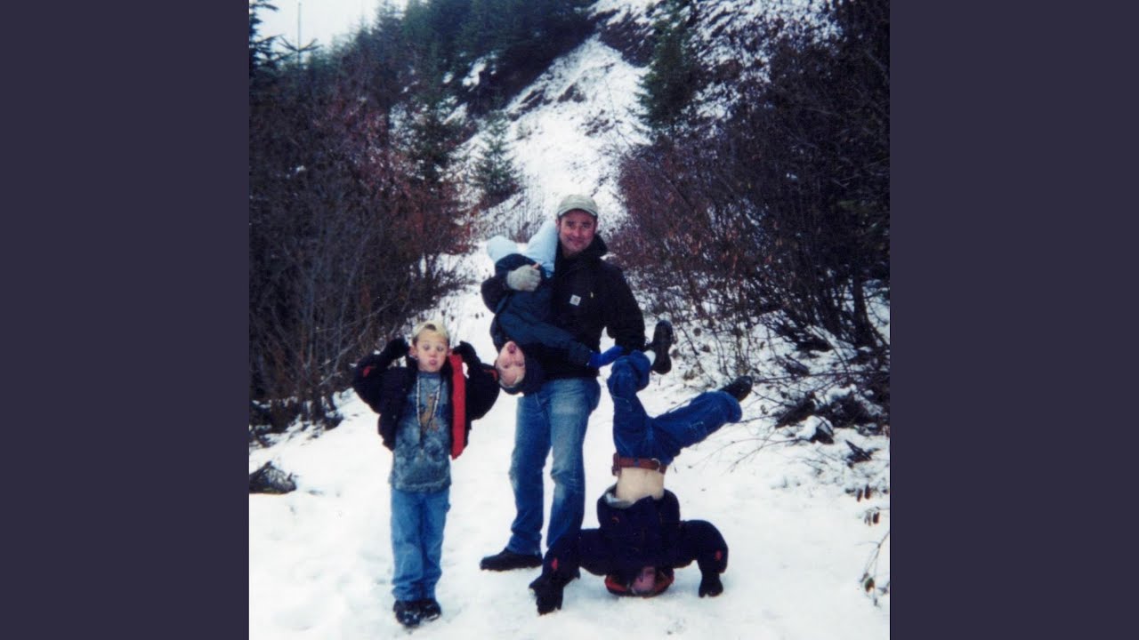 Mad auf YouTube ansehen Mad auf YouTube ansehen