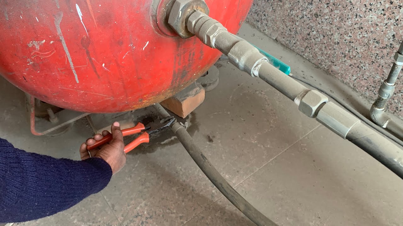 Drain Water from Air Compressor with details (एयर कंप्रेसर से वाटर कैसे निकाले) 