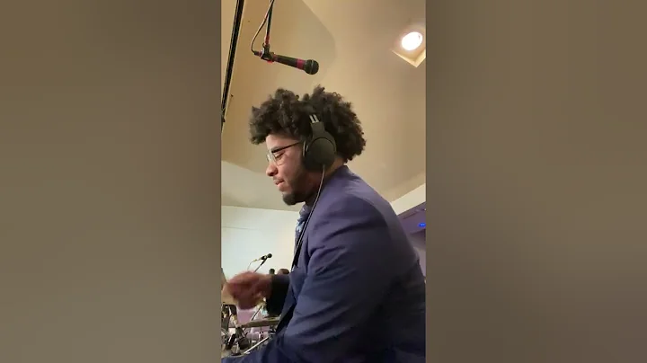 Jeremiah Donald!! Living water/Praise Break-Sunday...