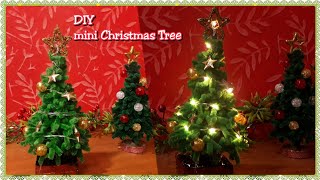DIY Mini Christmas Tree - pipe cleaners