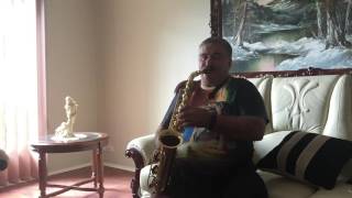 Solo la saxofon dupa negativ
